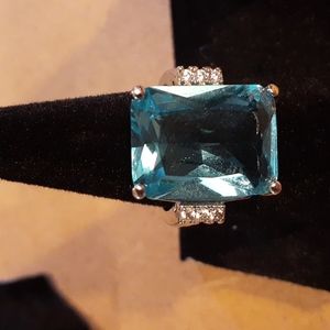 Sterling Silver .925 Ring Emerald Cut Aquamarine colored Stone size 7